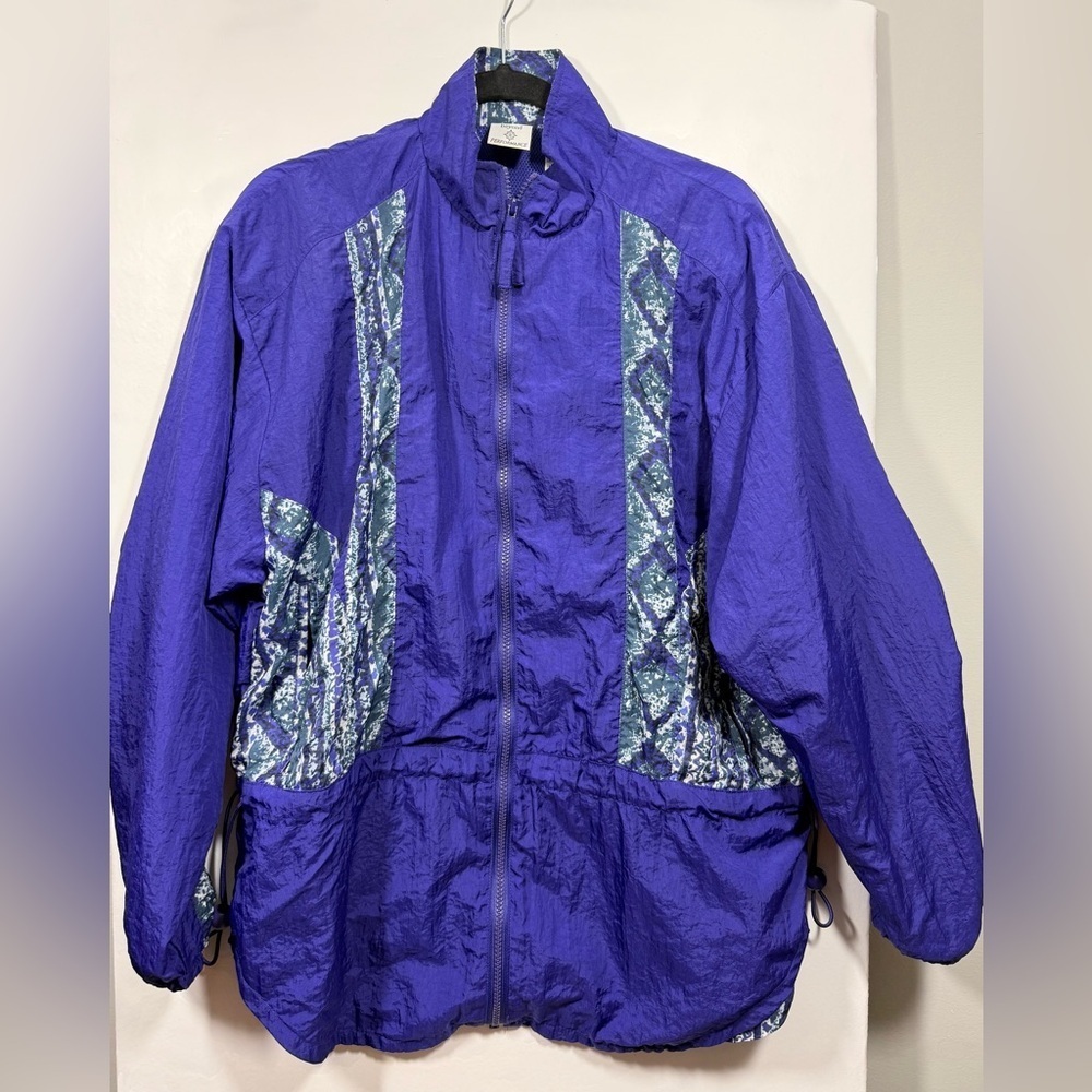 Beyond Performance Vibrant Purple Size Medium Women's Jacket
